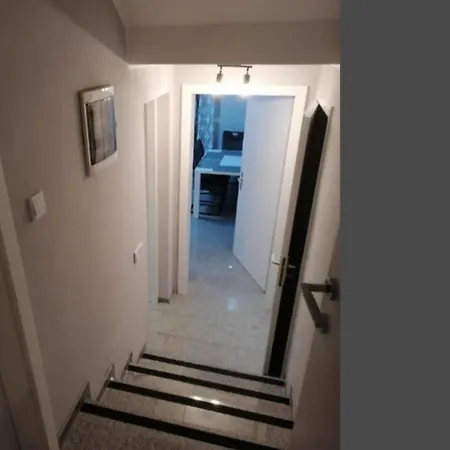 Apartment Matea Plomin